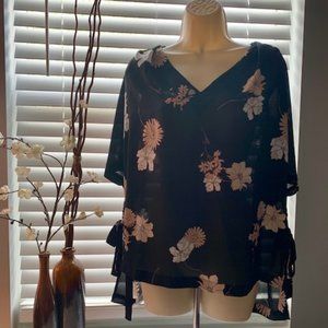 Black Floral Worthington Blouse